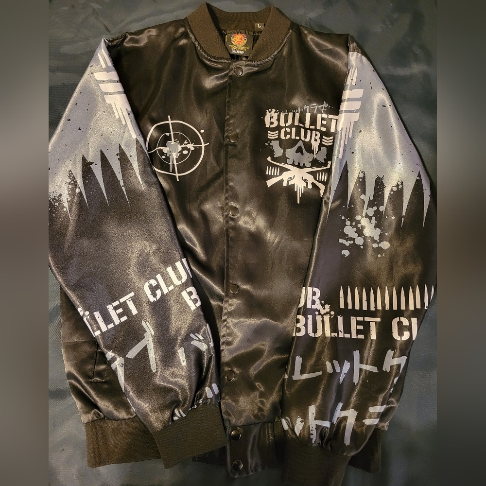Brand new size large njpw/aew wrestling bullet club jacket.